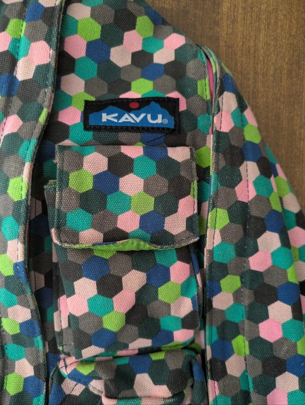 Kavu Geometric Octagon Pattern Canvas Rope Bag